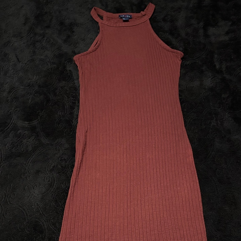 Burgundy Bodycon Dress with Side Slit